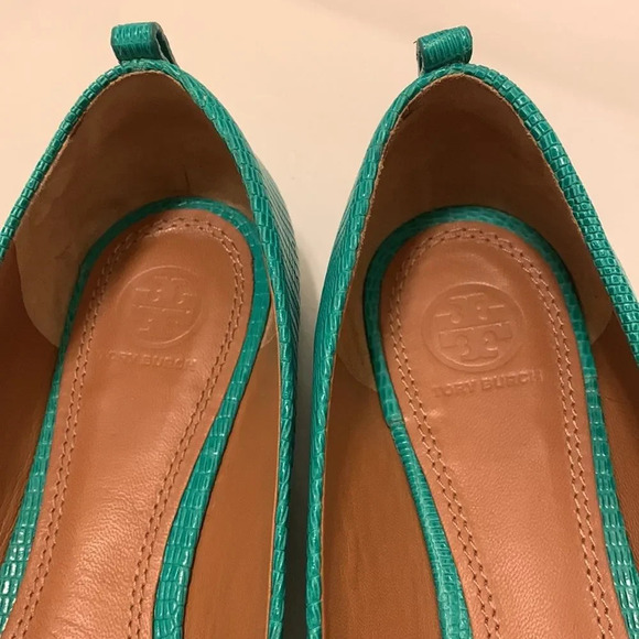 TORY BURCH‎ Matte Micro Tejus Print Mini Miller Flat in Pond Green - Picture 10 of 11